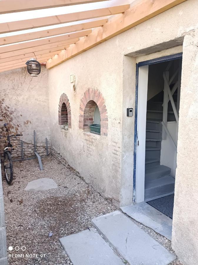 Tres Beau Studio Climatisation, Trois Etoiles, Parking A Velo, Velos En Option, Parking Prive Jardin Montargis Exterior photo